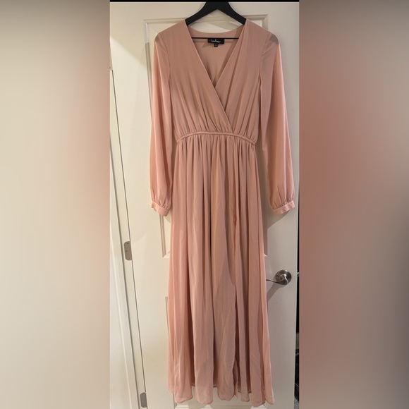 Lulus Formal Women’s Dress Long Sleeve. Size Small. In blush pink - Picture 3 of 4